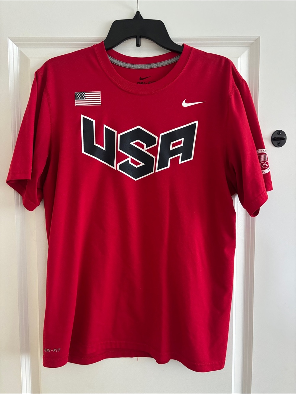 Nike Dri-Fit Red USA Graphic Performance Tee Medium 2012 Olympic Team